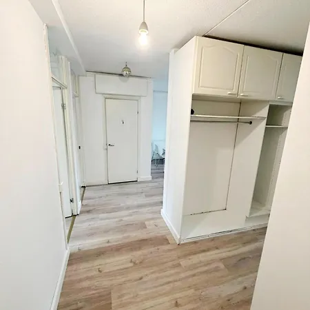 Modern 2 Bedrooms At شقة إسبو